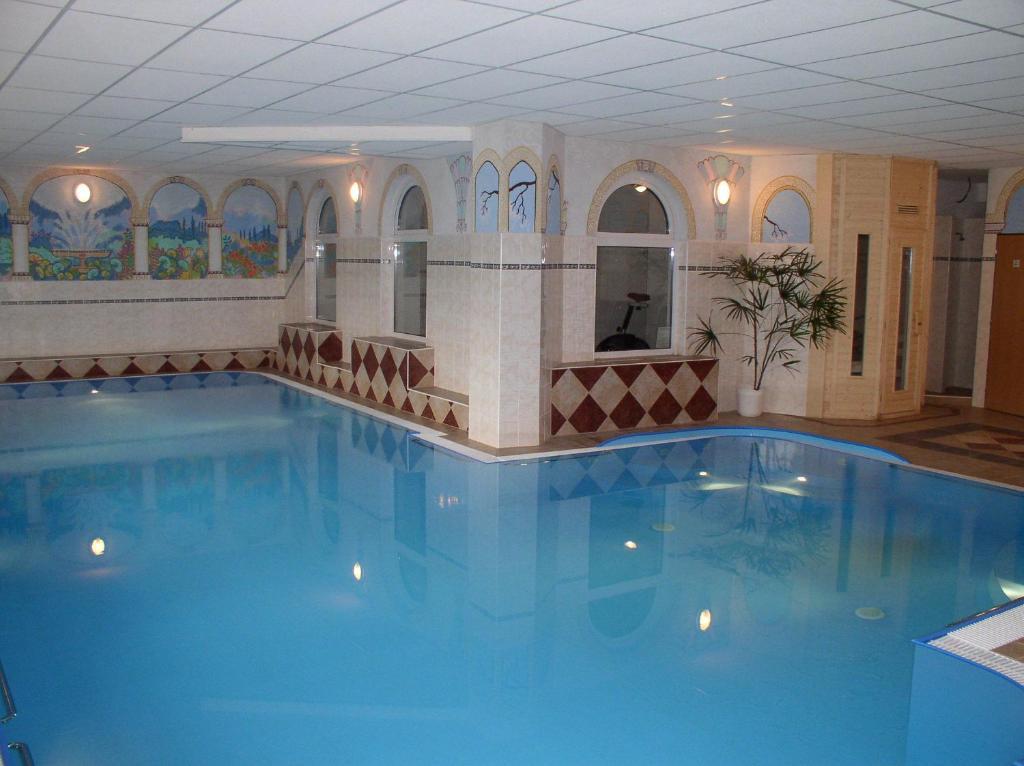Lazensky Lecebny Dum Praha Hotel Luhacovice Luaran gambar