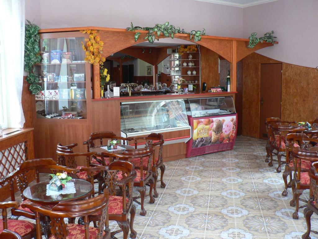Lazensky Lecebny Dum Praha Hotel Luhacovice Luaran gambar